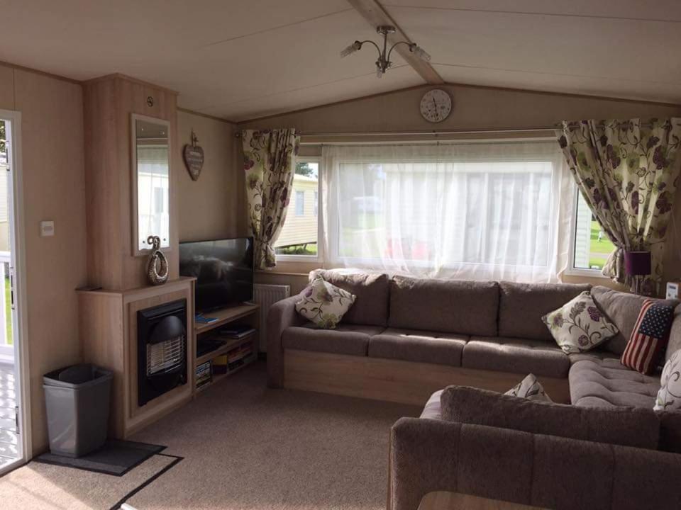 Hotel 6 Berth Park Dean Saltfleet Barneys Den Exterior foto